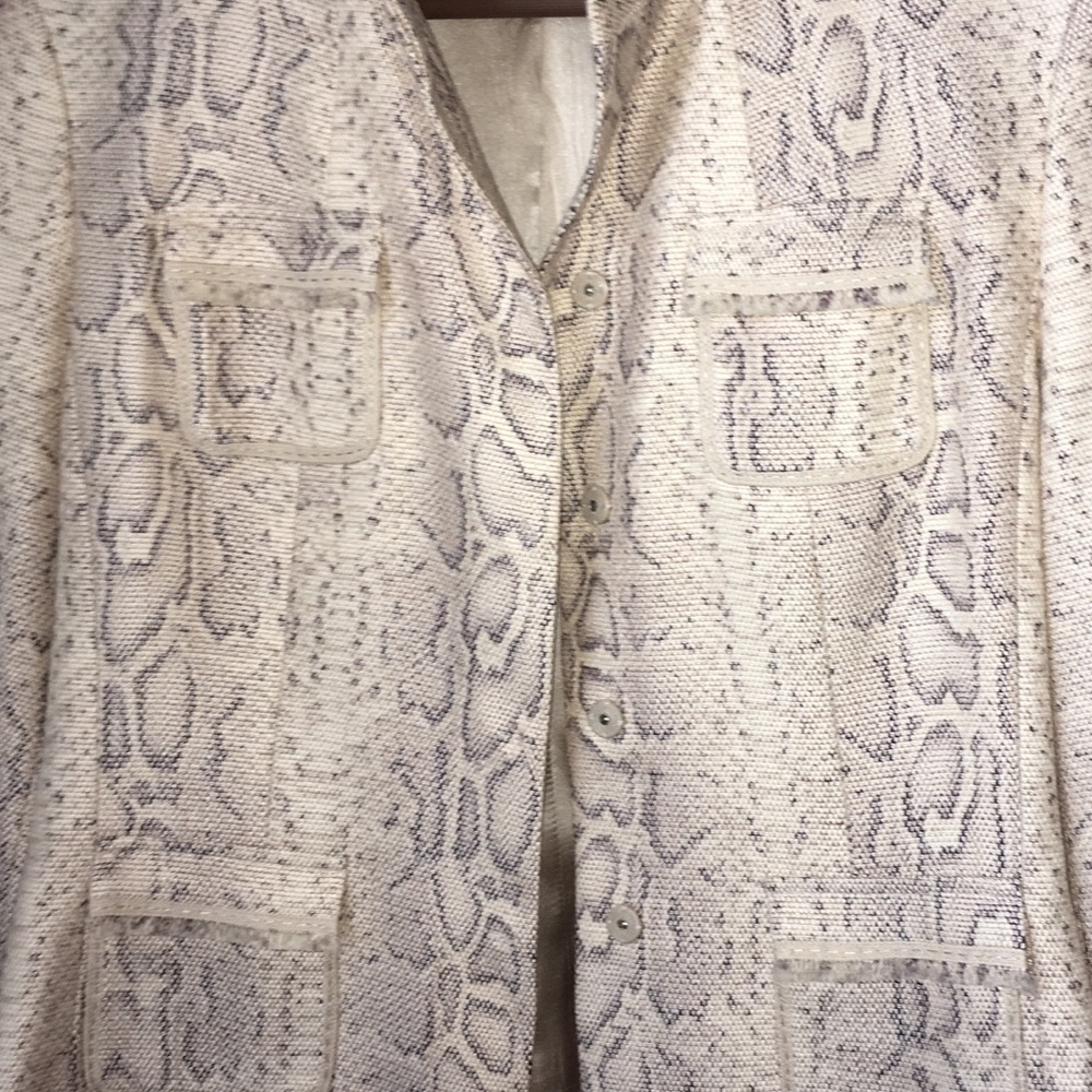Elie Tahari snakeskin blazer